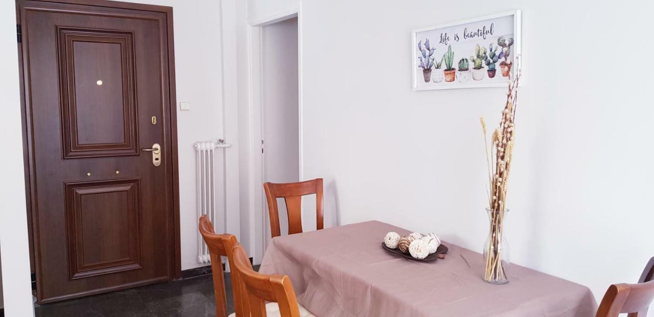 Spacious Apartment In The Historical Center Of Athen Exterior foto